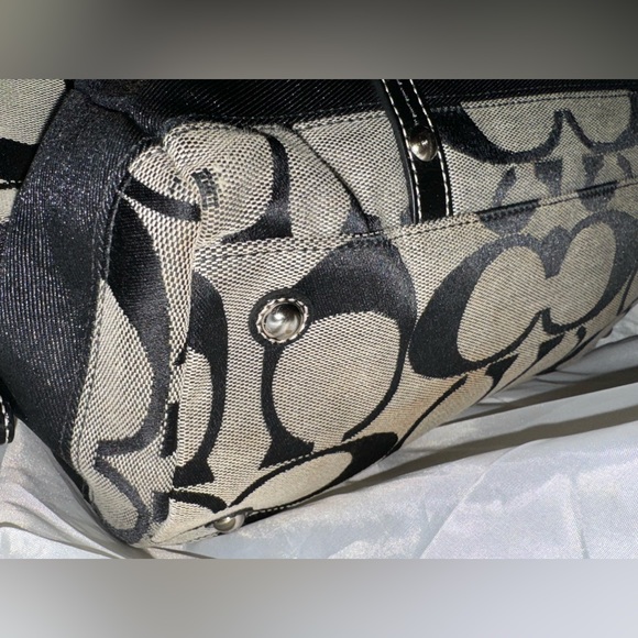 Coach shoulder bag - Picture 15 of 16